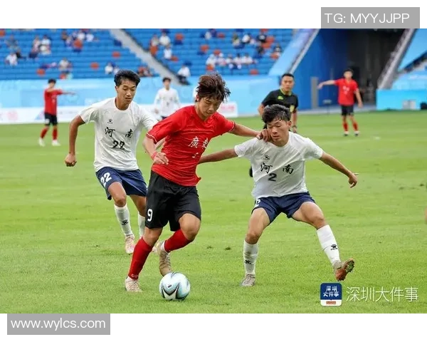 武汉足球队中路突破的优势与不足分析探讨